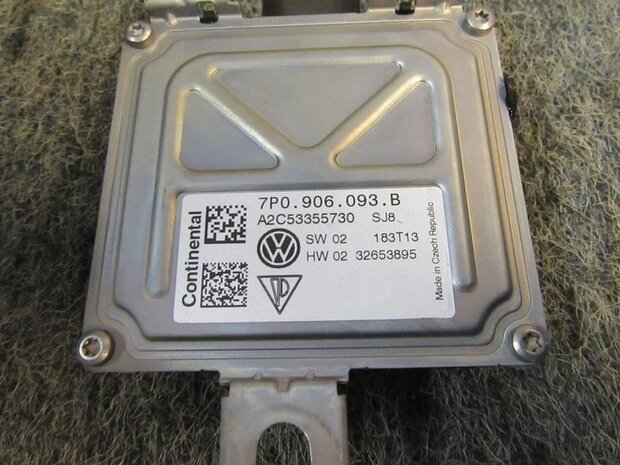 VW Touareg 7P 3.0 TDI V6 Regelapparaat brandstofpomp 7P0906093B