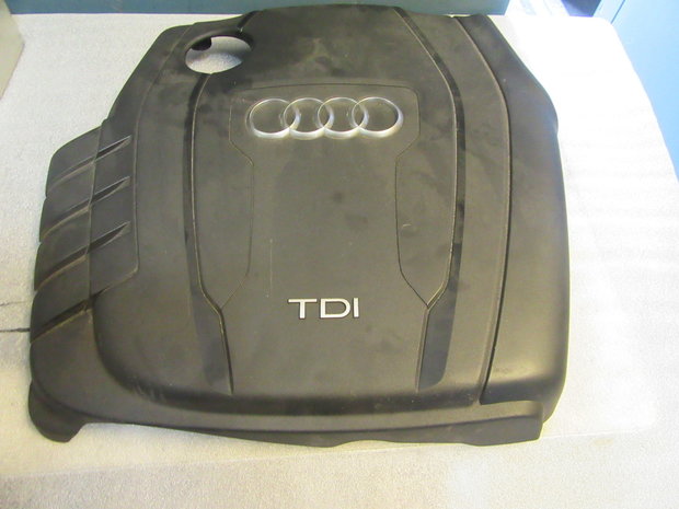 Audi Q5 2.0TDI TFSI Motorafdekplaat afdek plaat 03L103926AB