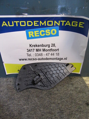 Afdekking dashboard rechts vw golf 7 5 deurs 5G1858218C