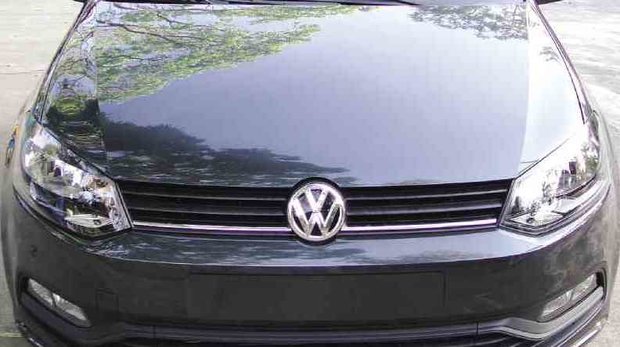 VW POLO 6C 2015  Grill nieuw zwart chroom 6C0853651A