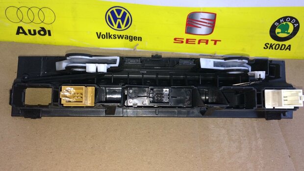 Audi A6 Bedieningspaneel voor ESP Alarmschakeklaar 4F0941509