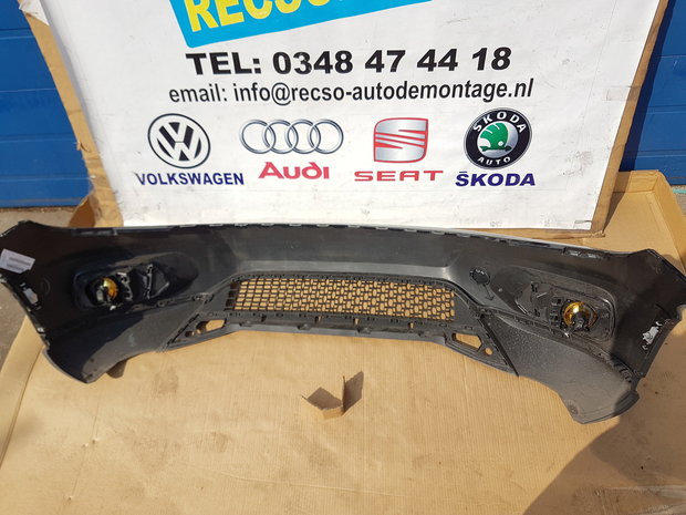 VW Tiguan voorbumper zwart metallix LC9X 5N0807221T