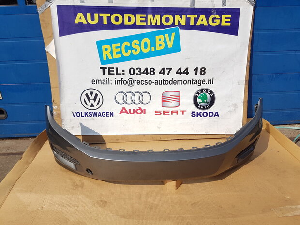 VW Tiguan voorbumper Donker Bruin Grijs 5N0807221T