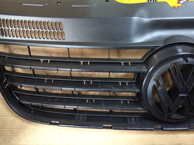 VW T5 Transporter Multivan Grill kaal