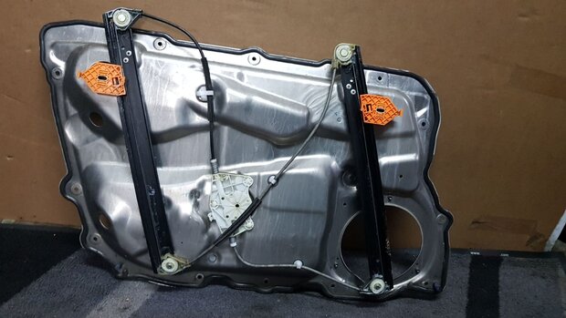 Audi A8 S8 4E Ruitmechaniek bediening rechts Voor 8E0837850B