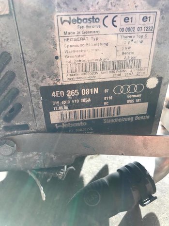 Audi S8 kompressor  4E0265081N