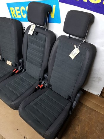 VW Touran 5TA interieur set stoelen 