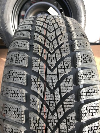 VW Golf 5 6 7 Audi A3 Winter set Winterbanden Dunlop 195/65/15 NIEUW