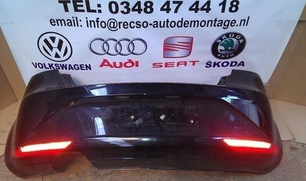 achterbumper Leon 1P 2011 bumper achter zwart metallic LC9Z