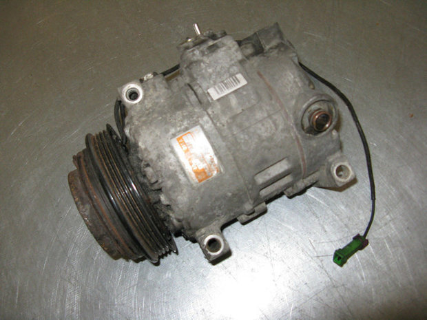 Airco pomp compressor Audi A4 A6 Passat 2.5TDI 4D0260808A