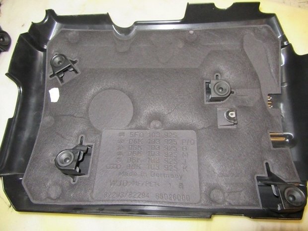 Motorafdekplaat Audi TT 8S A3 8V A1 1.8 2.0 TFSI 06K103925K