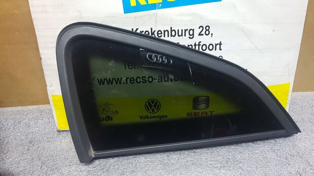 VW Polo 2G 2018 zijruit driehoek Rechts 2G4845298