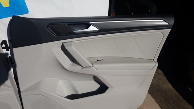 VW Tiguan 5NA 2016 Deurpanelen Set Leer wit