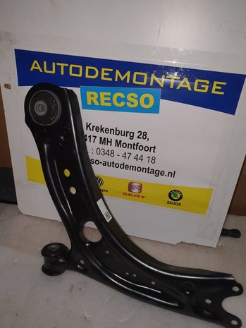 Audi A3 Draagarm steun subframe arm 5Q0407151R 5Q0407151J Links