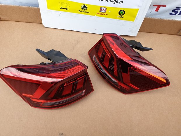T-roc achterlichten full led  L en R 2GA945096A 2GA945095A