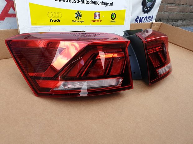 T-roc achterlichten full led  L en R 2GA945096A 2GA945095A