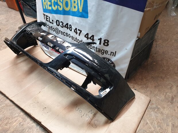 Vw jetta voorbumper 1K0807221D