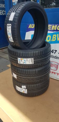 Bridgestone Potenza Banden Nieuw 235 35 19 91Y XL