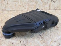 VW Polo 2G 1.0 TSI luchtfilter 04C129601M VW Polo 2G 1.0 TSI luchtfilter 04C129601M