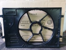 VW VAG G7 Koelvin Ventilator 5Q0121205AL VW VAG G7 Koelvin Ventilator 5Q0121205AL