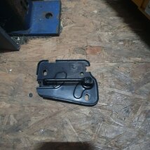 Audi A3 Slotbeugel Rechts 8V0823186B 8V0823186C Audi A3 Slotbeugel Rechts 8V0823186B 8V0823186C