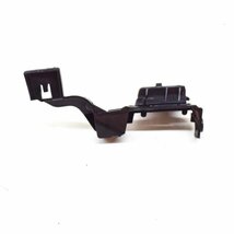 Audi A4 bumpersteun Links Achter 8K9807889B Audi A4 bumpersteun Links Achter 8K9807889B