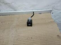 VW GOLF 5 6 SCHAKELAAR inpaarkeer hulp 1K0927123B