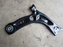 Golf 7 A3 Draagarm steun subframe arm 5Q0407152J Rechts