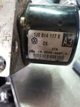 ABS Pomp 1J0614117E 1J0907379C