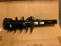 Touran 5TA schokdemper Links 5QA413031AA