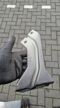 A1 8X spatschermsteun Rechts Voor 8X0821136A