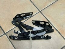 Jetta kofferbak Scharnier rechts en links 1K5821301A 1K5821301A