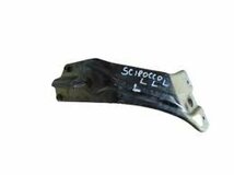 Scirocco Zijschermsteun Links Voor 1K8821135