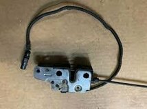 Tiguan 5N0 Motorkapslot 5N0823509A