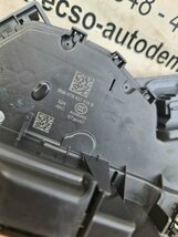 Golf 8 Caddy 5 id.3 portierslot links voor 5TB837015a