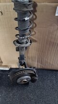 Polo 2G Seat Veerpoot Rechts Voor 2Q0413031BA 2Q0407256M