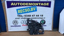 VW Touareg Ruitmechaniek bediening Rechts Achter 7P6839756A VW Touareg Ruitmechaniek bediening Rechts Achter 7P6839756A