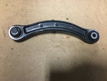 Touareg Audi Q7 Cayenne draagarm links achter 7L0505375A Touareg Audi Q7 Cayenne draagarm links achter 7L0505375A