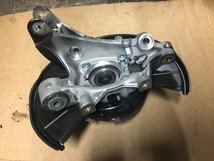 VW Touareg 7P Cayenne Wielnaaf achter Links Nieuw Orgineel VW Touareg 7P Cayenne Wielnaaf achter Links Nieuw Orgineel