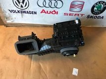 Kachelhuis van een Volkswagen Beetle H191170027 H191170028 H191170128 561820003Q H191170017 H191170026 Kachelhuis van een Volkswagen Beetle H191170027 H191170028 H191170128 561820003Q H191170017 H191170026