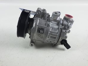 Audi A4 A5 A6 A7 Q7 Q8  Aircopomp Airco Compressor 4M0820803 