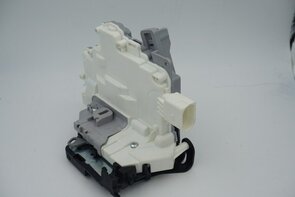 VW Passat Tiguan portierslot Rechts achter 3C4839016B