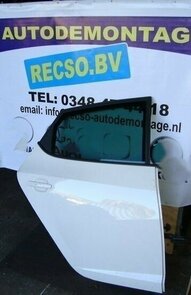 Ibiza 6J portier rechts achter deur wit LB9A 5-deurs deukjes