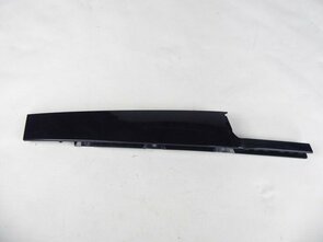 Ateca Karoq paneel voor portierruitframe links Voor 575837901A