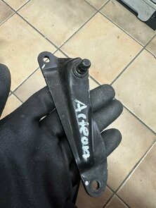 Arteon lagersteun voor gasdrukveer achter links 3G8827427A