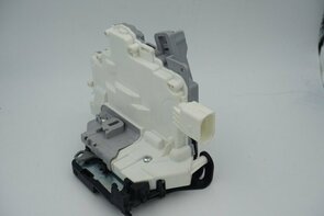 Passat Tiguan portierslot links achter 3C4839015B