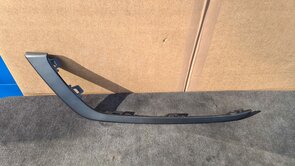 Audi A3 Afdeklijst satijnzwart rechts voor 8Y0807534