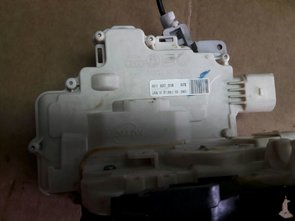 Audi A8 2010>>Portierslot Rechts voor 4H1837016 4H1837016E